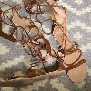 Brown gladiator sandals, long straps, 7.5